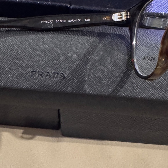 Prada eyeglasses - Picture 4 of 4